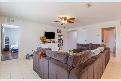 5913 Mountain Bluff Drive, Fort Worth, TX 76179 - Photo 8