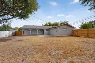 4801 Hollowbrook Rd, Fort Worth, TX 76103 - Photo 38