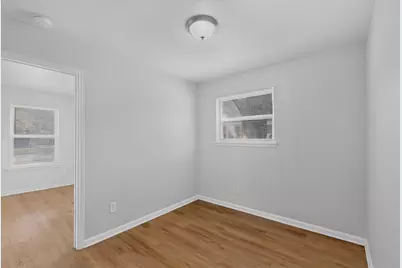 4801 Hollowbrook Road, Fort Worth, TX 76103 - Photo 16