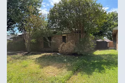 626 Rosedown Lane, Mesquite, TX 75150 - Photo 2
