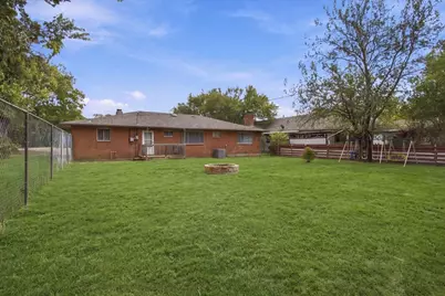 420 N Cleveland Avenue, Sherman, TX 75090 - Photo 8