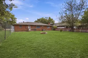 420 N Cleveland Ave, Sherman, TX 75090 - Photo 8