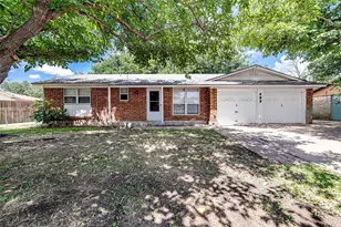 509 Branch Cir W, White Settlement, TX 76108 - Photo 1