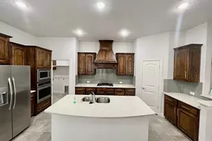 10705 Galveston Pl, McKinney, TX 75071 - Photo 2