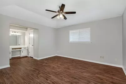 136 Shady Brook Drive, DeSoto, TX 75115 - Photo 4