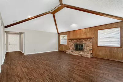 136 Shady Brook Drive, DeSoto, TX 75115 - Photo 14