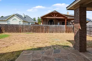 412 Flowering Plum Ln, Fort Worth, TX 76140 - Photo 32