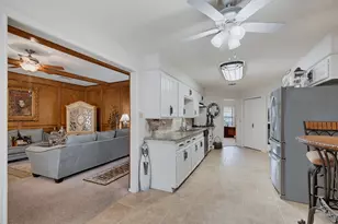 1903 Moody Ct, Arlington, TX 76012 - Photo 18