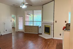 2009 Brook Tree Dr, Garland, TX 75040 - Photo 4