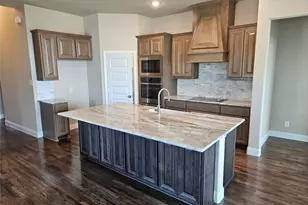 2721 Silo Ln, Van Alstyne, TX 75495 - Photo 2