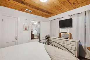 1326 4th St, Graham, TX 76450 - Photo 10