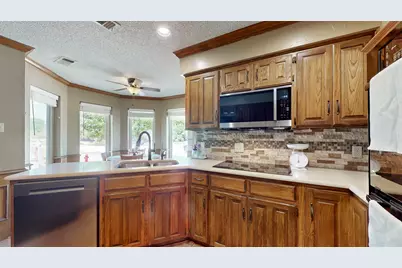 20 Creekmere Drive, Trophy Club, TX 76262 - Photo 8