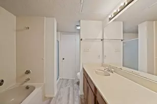 9621 Walnut St, Dallas, TX 75243 - Photo 26