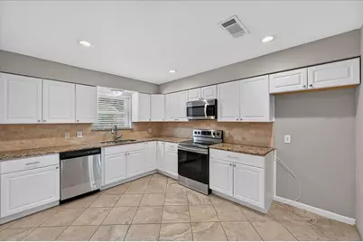 1121 Greendale Drive, Bedford, TX 76022 - Photo 10