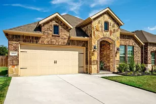 10505 Amarillo Ln, Aubrey, TX 76227 - Photo 2