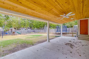 303 Harbin Ave, Waxahachie, TX 75165 - Photo 32