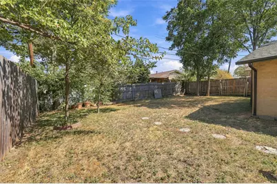 3605 Partridge Lane, Irving, TX 75062 - Photo 30