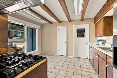 3605 Partridge Lane, Irving, TX 75062 - Photo 12