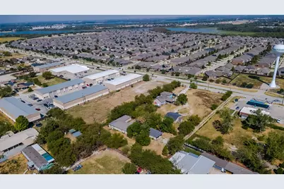203D Kings Road, Hackberry, TX 75036 - Photo 4