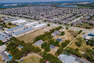 203D Kings Rd, Hackberry, TX 75036 - Photo 4