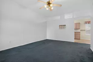 711 Plum St, Joshua, TX 76058 - Photo 6