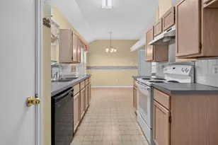 711 Plum St, Joshua, TX 76058 - Photo 18