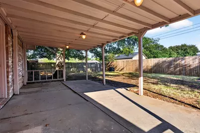 711 Plum Street, Joshua, TX 76058 - Photo 32