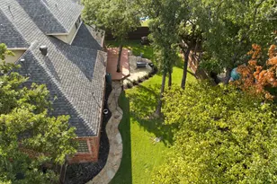 7921 Shady Oaks Dr, North Richland Hills, TX 76182 - Photo 36