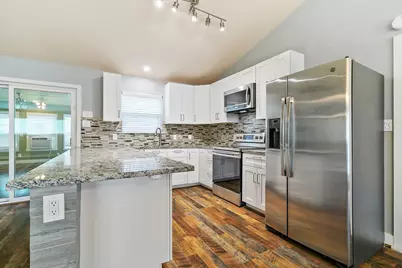 909 N Dove Road, Grapevine, TX 76051 - Photo 1