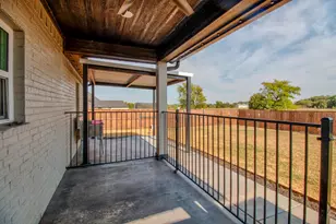 512 Austin St, Callisburg, TX 76240 - Photo 20