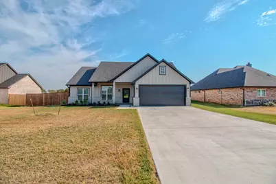 512 Austin Street, Callisburg, TX 76240 - Photo 1