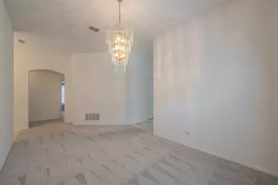 6833 Bluff View Drive, Watauga, TX 76137 - Photo 6