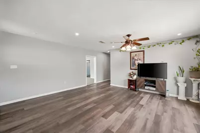918 Martin Luther King Jr Boulevard, Corsicana, TX 75110 - Photo 14