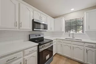 2908 Christopher Dr, Denton, TX 76209 - Photo 8