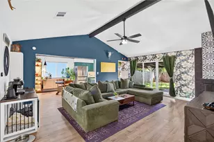2715 Barrington Pl, Arlington, TX 76014 - Photo 2
