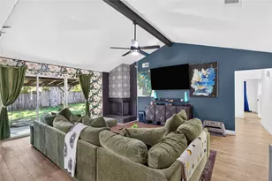 2715 Barrington Pl, Arlington, TX 76014 - Photo 4