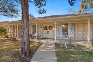 607 Parkwood Cir, Duncanville, TX 75116 - Photo 1