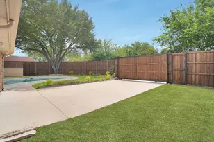 1304 Carriage Creek Dr, DeSoto, TX 75115 - Photo 34