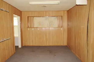 413 S Avenue G, Clifton, TX 76634 - Photo 6