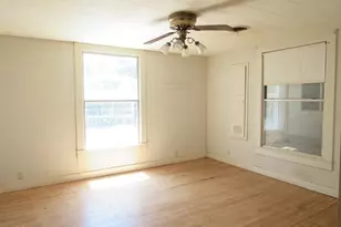 413 S Avenue G, Clifton, TX 76634 - Photo 8