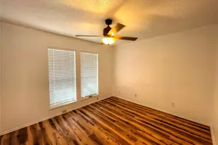 1034 McKinley St, Benbrook, TX 76126 - Photo 16