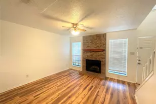 1034 McKinley St, Benbrook, TX 76126 - Photo 6