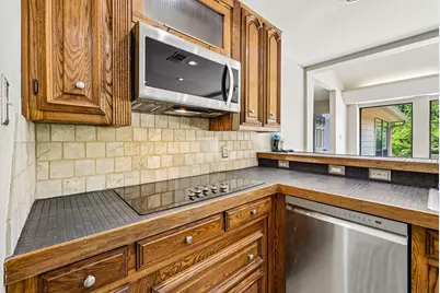 1717 Edgewater Drive, Plano, TX 75075 - Photo 10