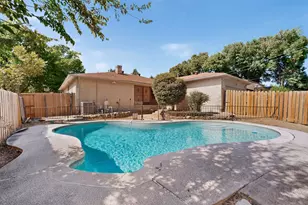 4714 Chilton Dr, Dallas, TX 75227 - Photo 1