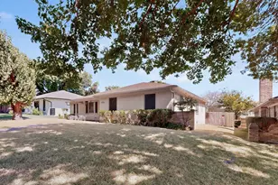 4714 Chilton Dr, Dallas, TX 75227 - Photo 2