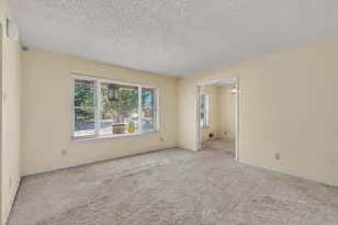 4714 Chilton Dr, Dallas, TX 75227 - Photo 8