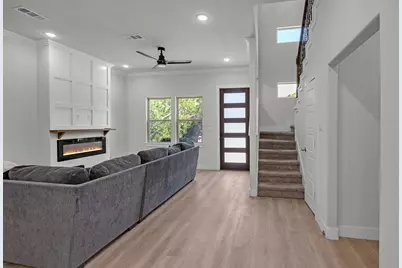 5511 Black Pine Circle, Granbury, TX 76048 - Photo 6