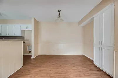 4724 Berridge Lane, Dallas, TX 75227 - Photo 8