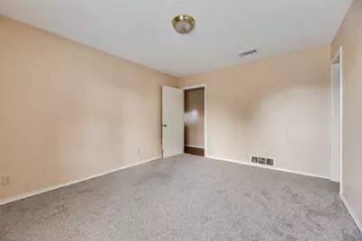 4724 Berridge Lane, Dallas, TX 75227 - Photo 20