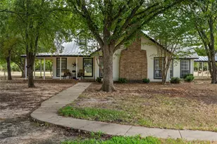 178 Murdoch Rd, Whitney, TX 76692 - Photo 2